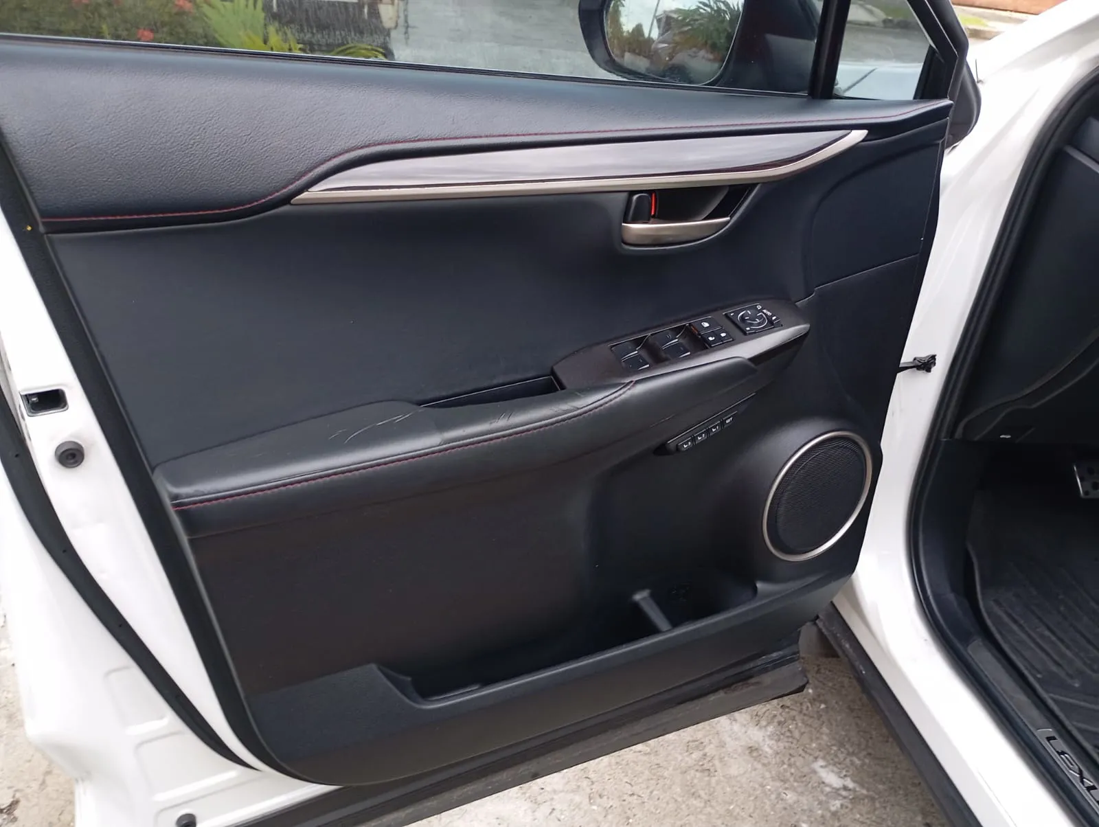 Preview imagenes del auto