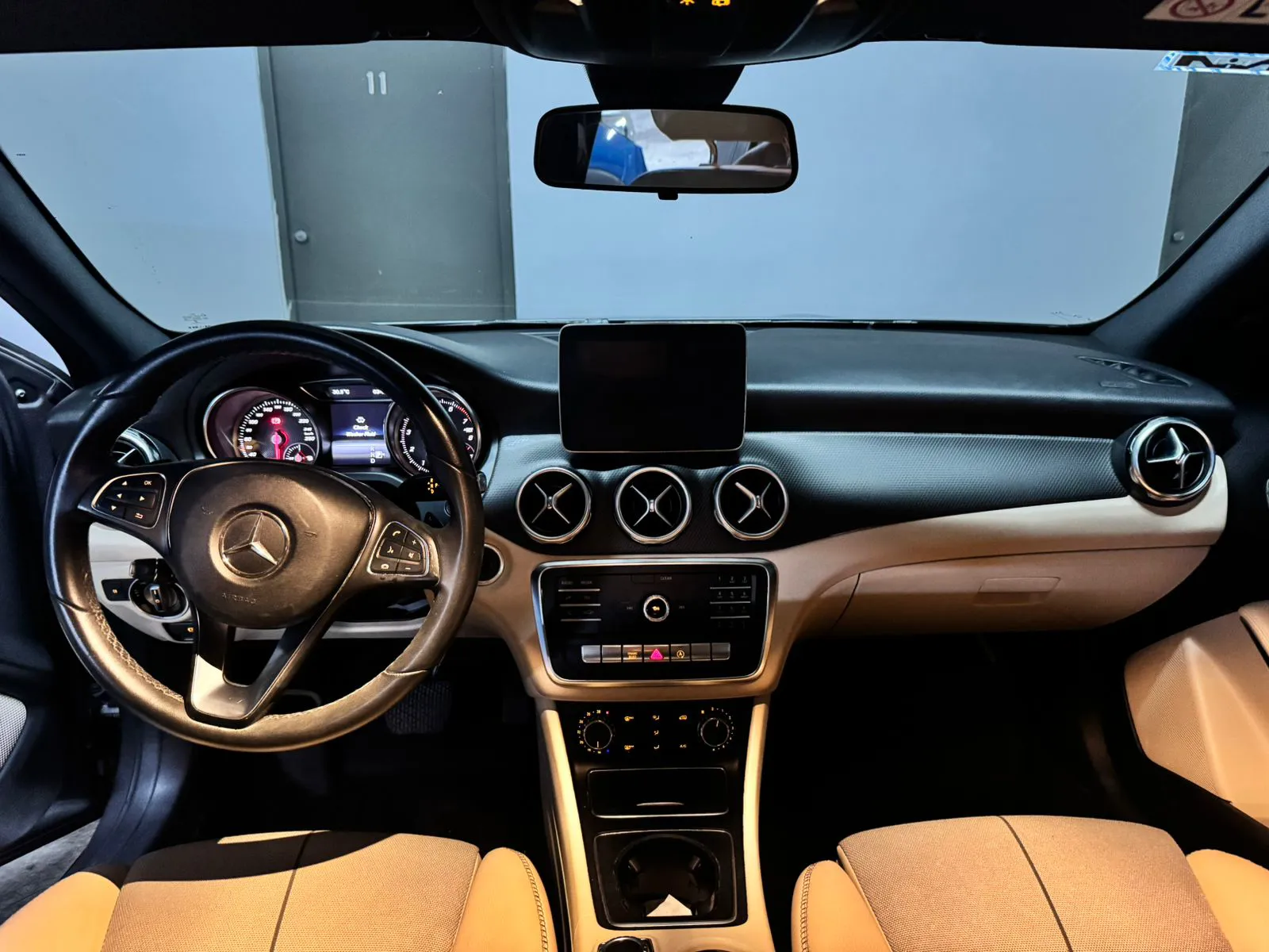 Preview imagenes del auto
