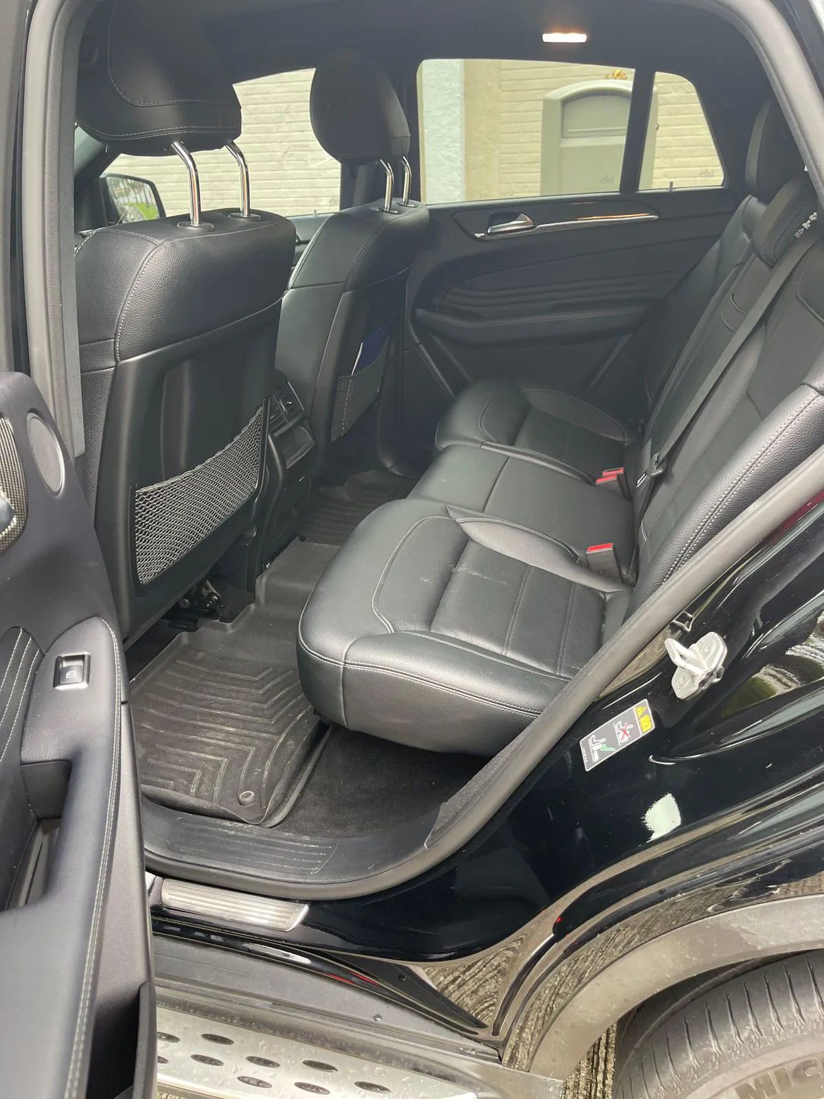 Preview imagenes del auto