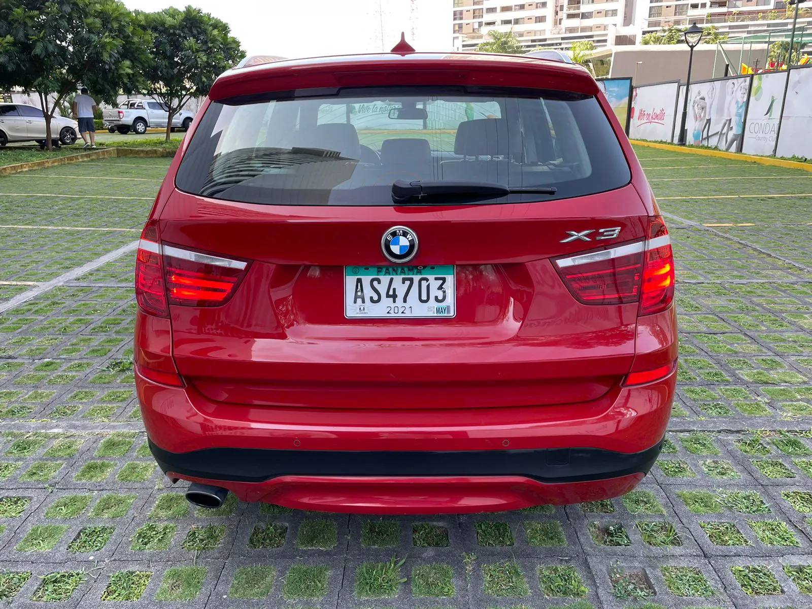 Preview imagenes del auto