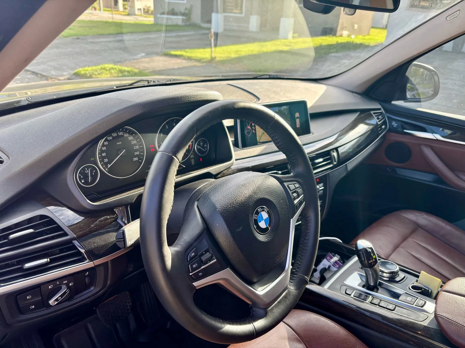 Preview imagenes del auto