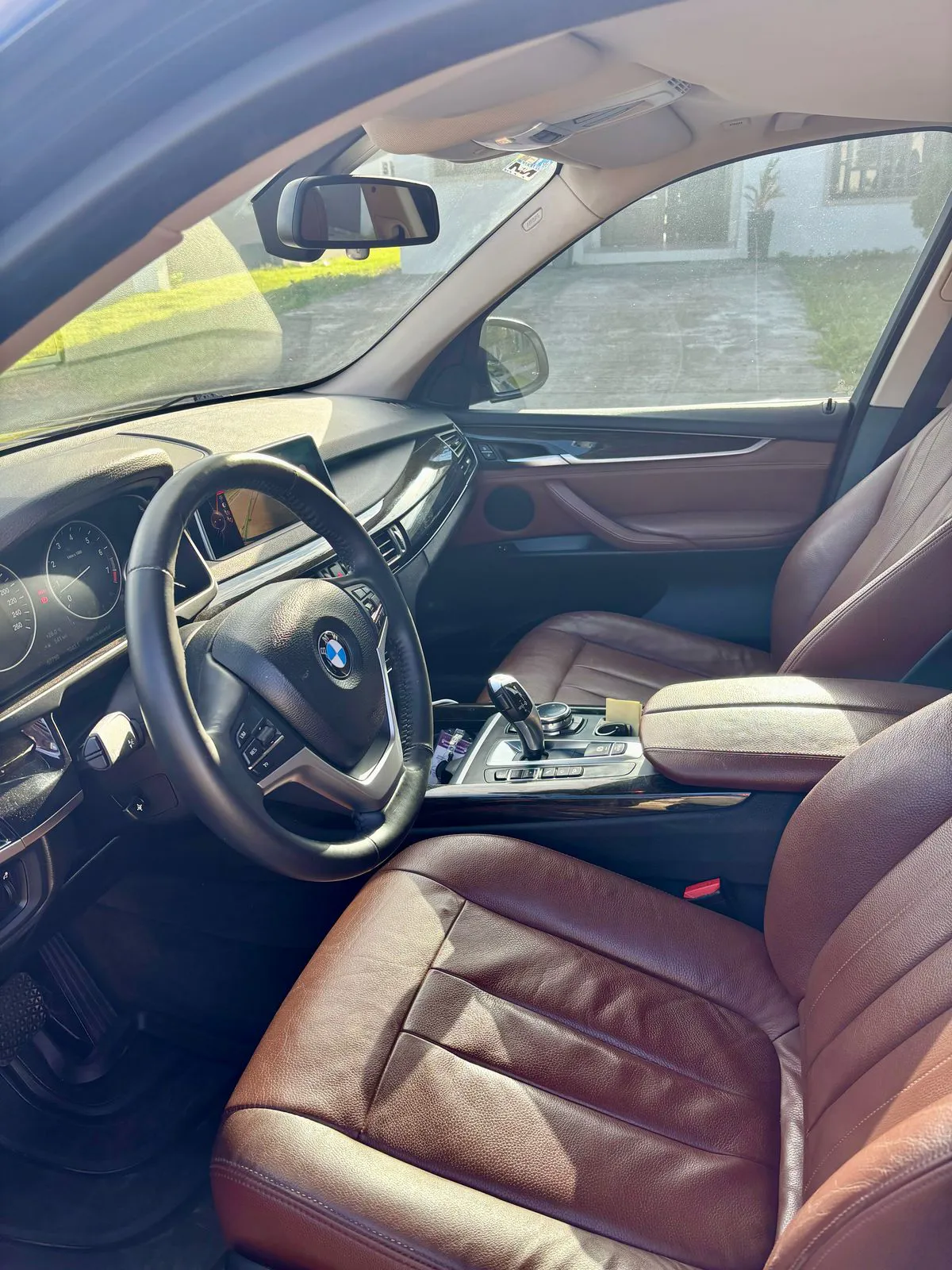 Preview imagenes del auto