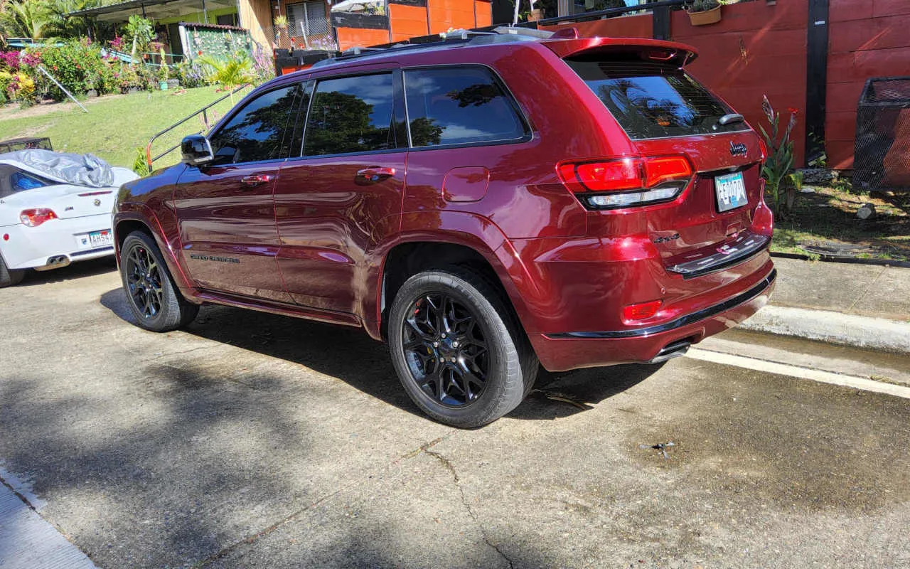 Preview imagenes del auto