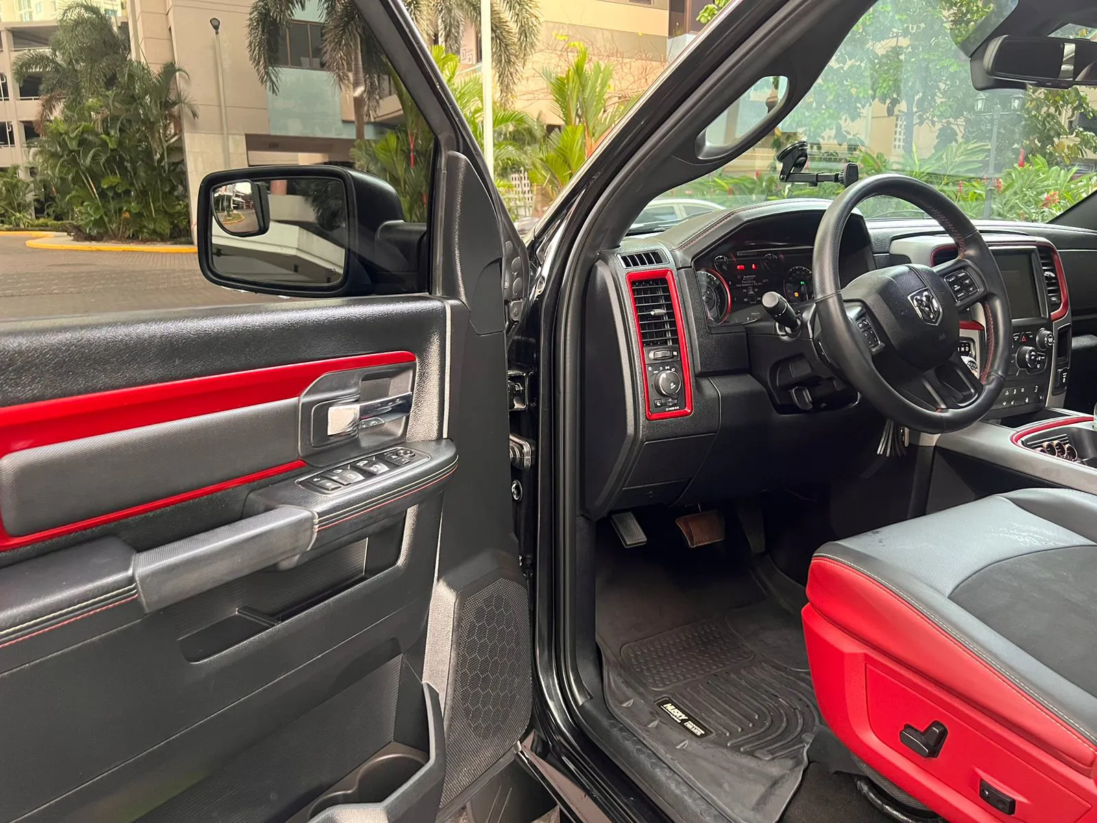 Preview imagenes del auto