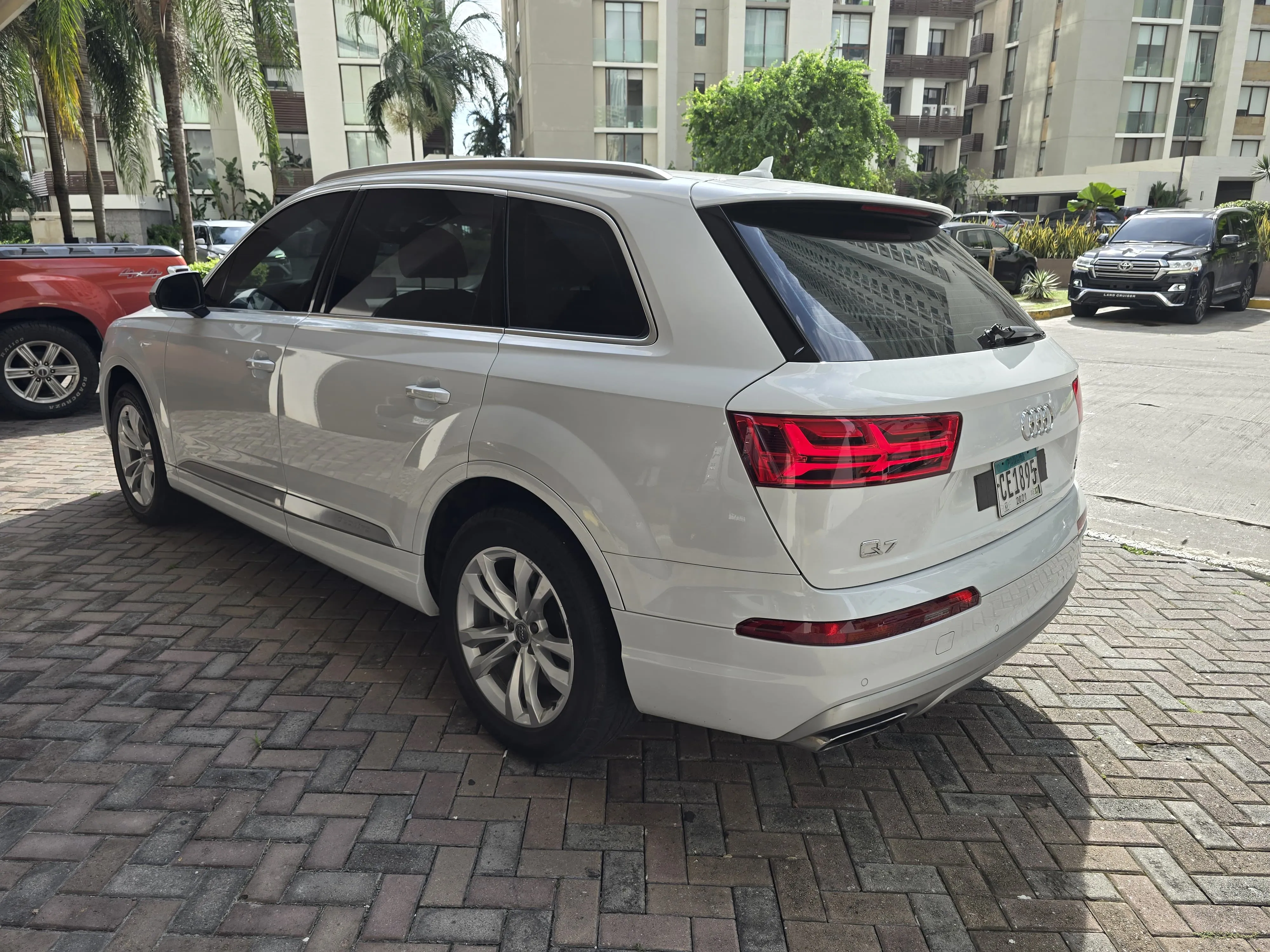Preview imagenes del auto