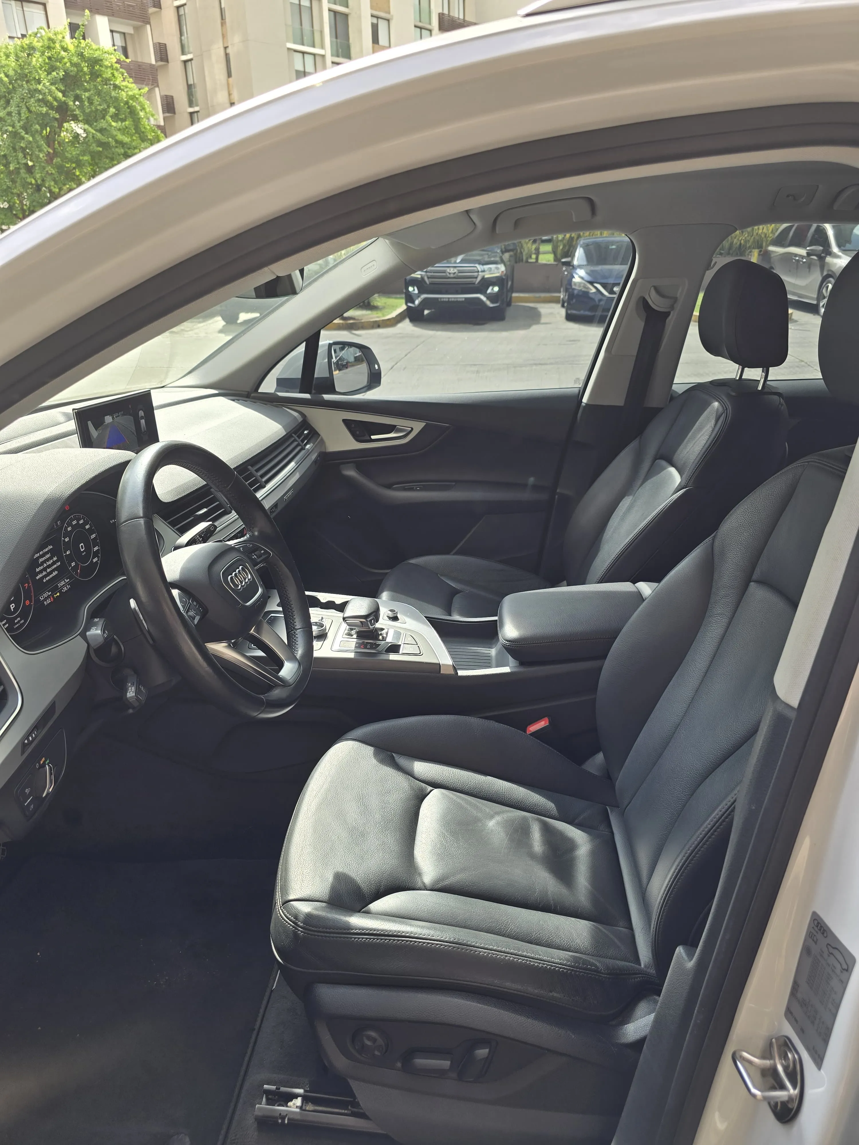 Preview imagenes del auto
