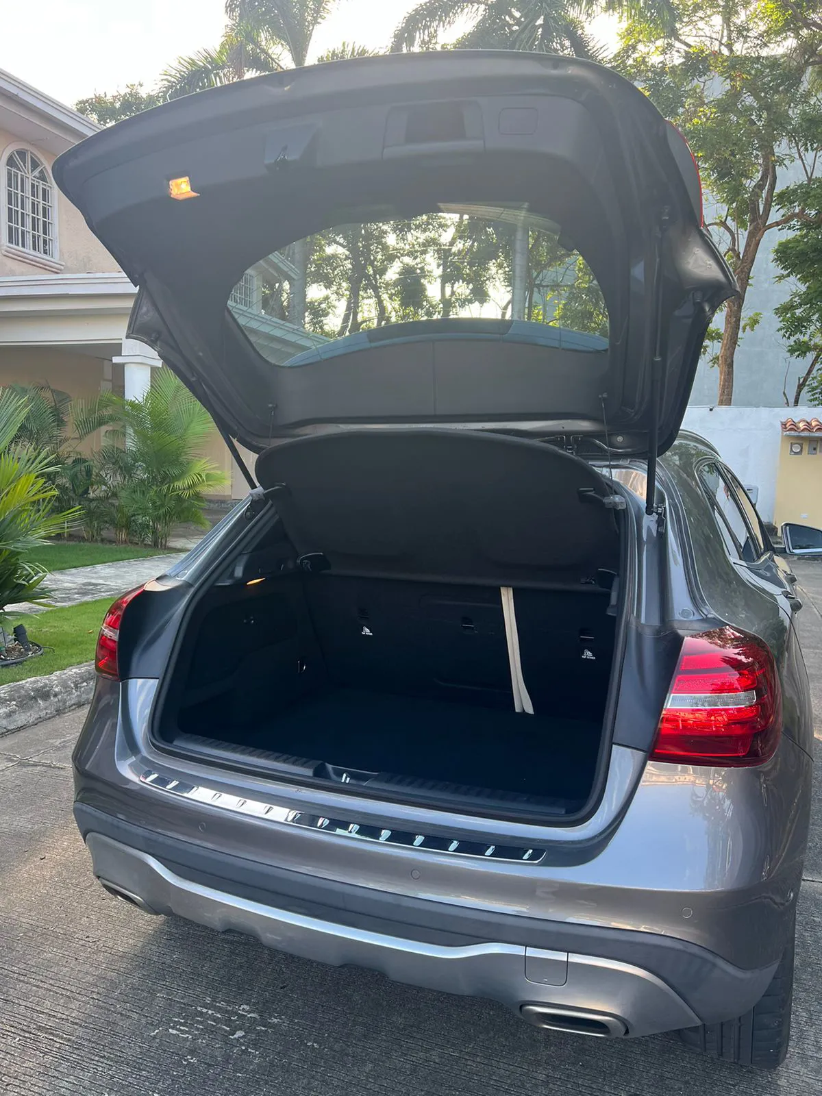 Preview imagenes del auto