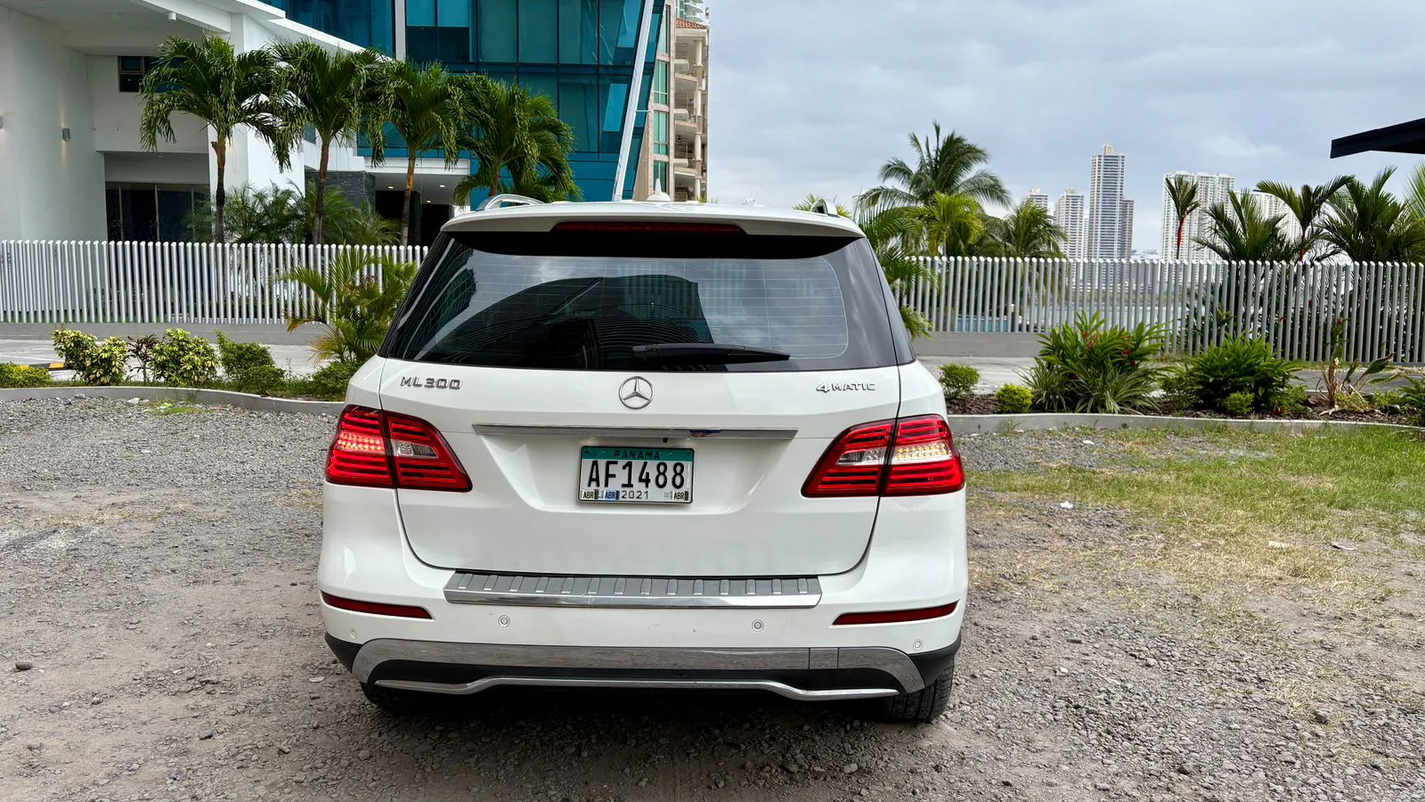 Preview imagenes del auto