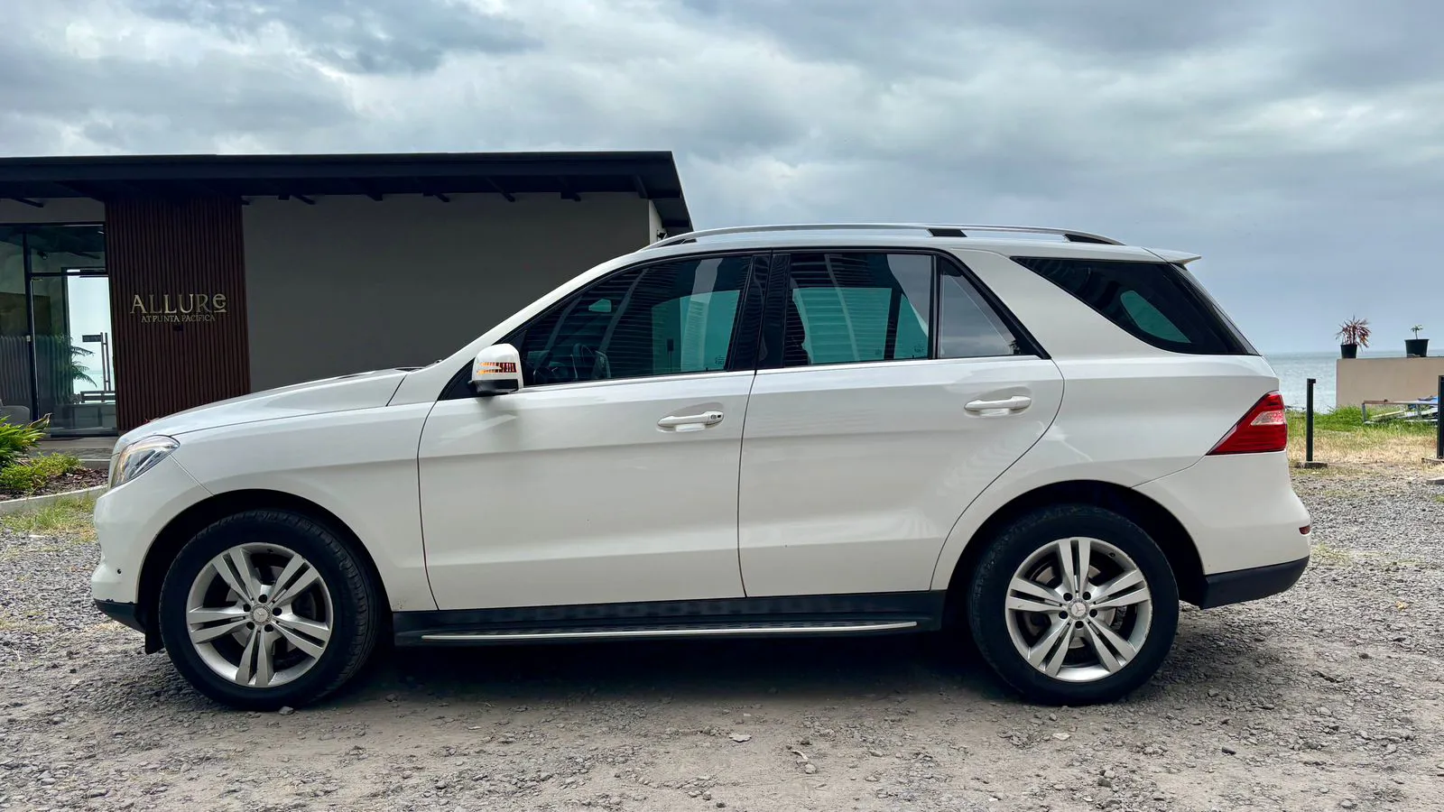 Preview imagenes del auto