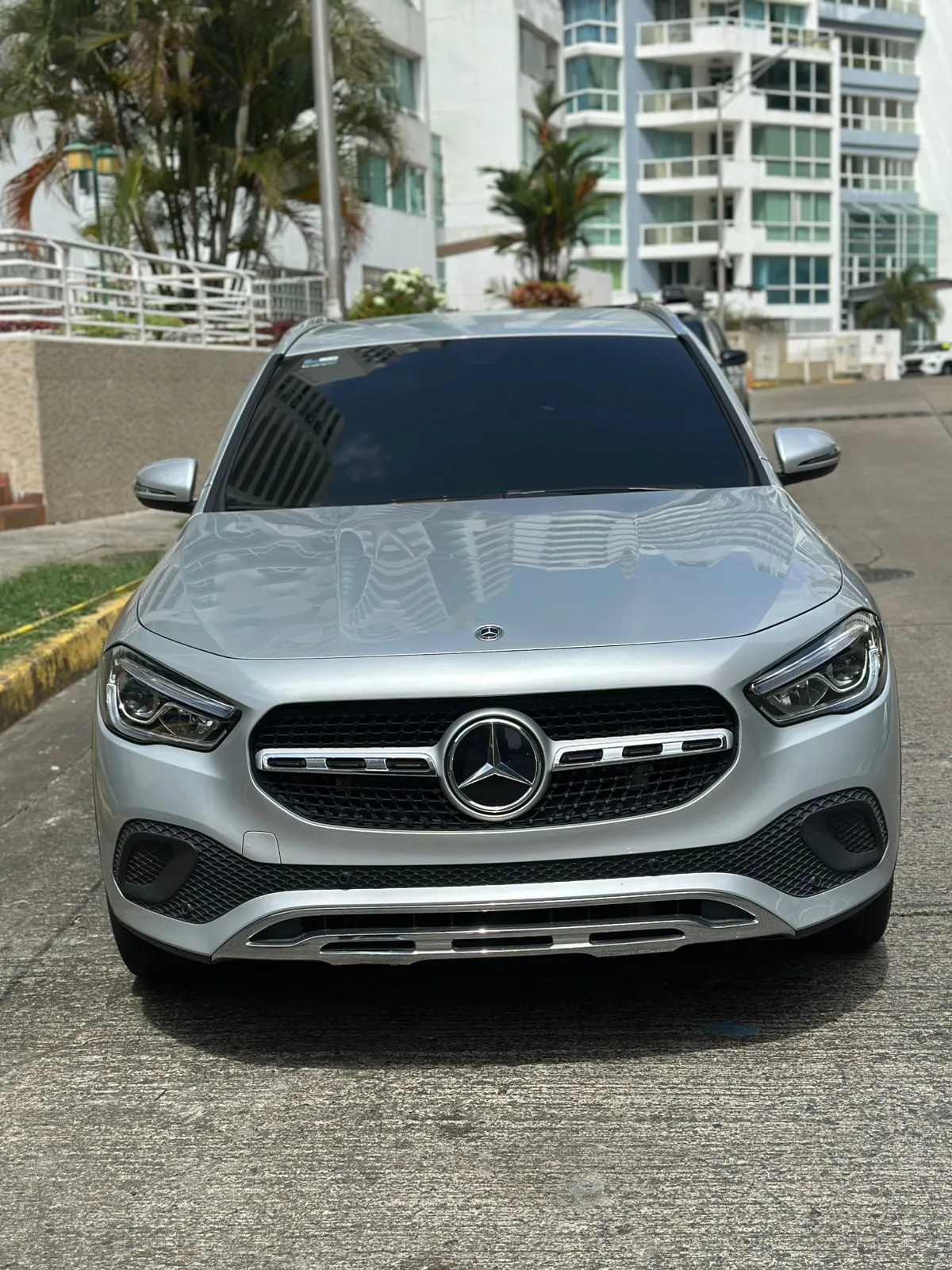 Preview imagenes del auto
