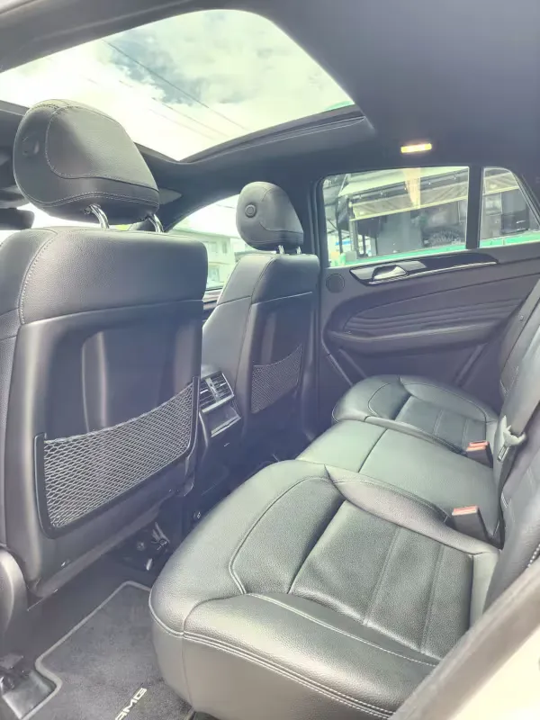 Preview imagenes del auto