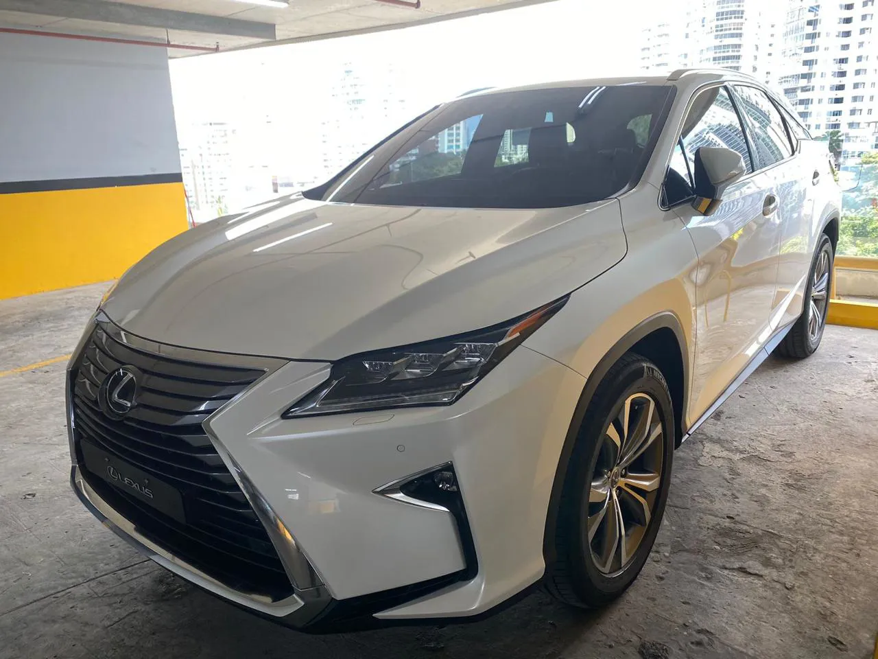 Preview imagenes del auto