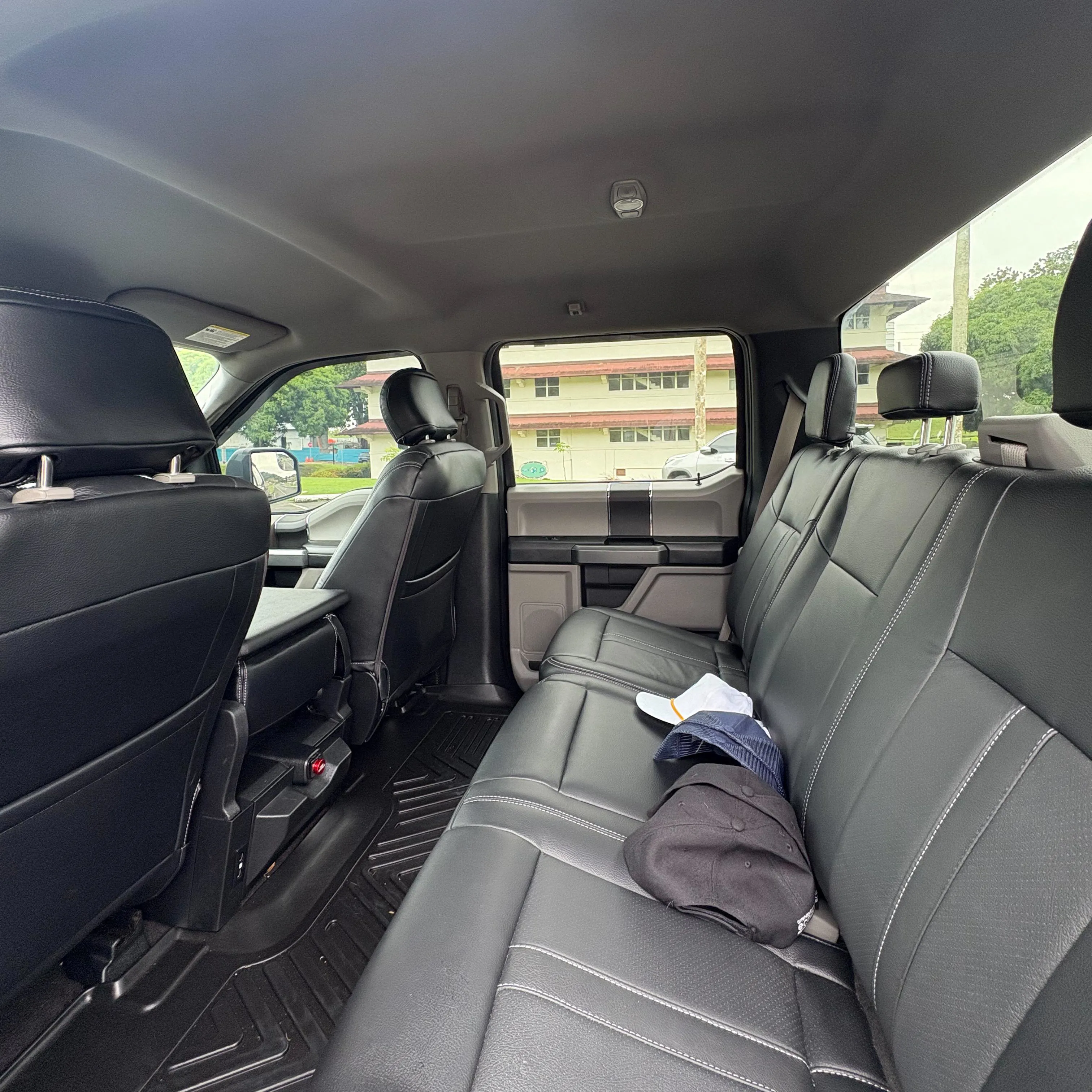 Preview imagenes del auto