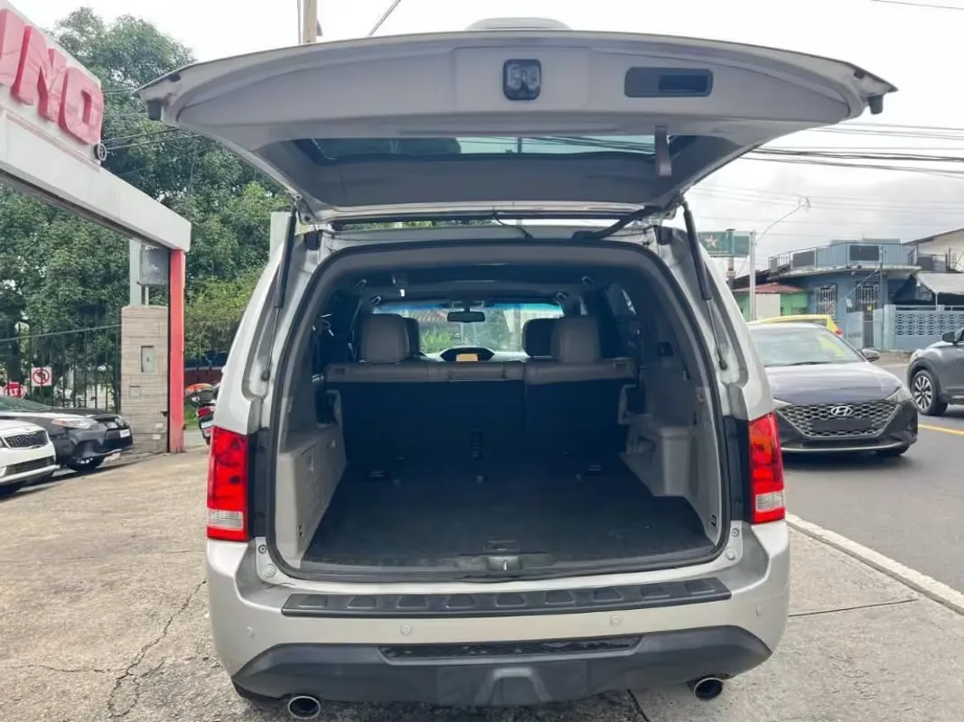 Preview imagenes del auto