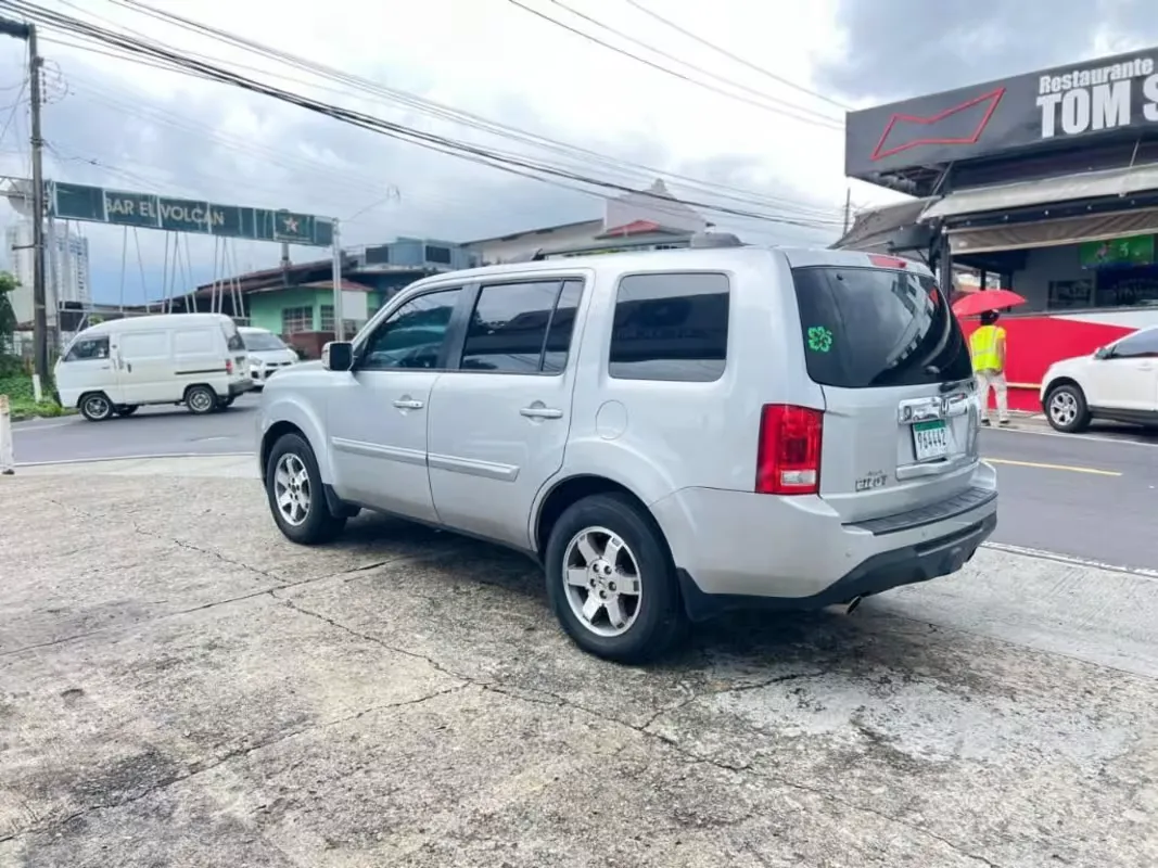 Preview imagenes del auto