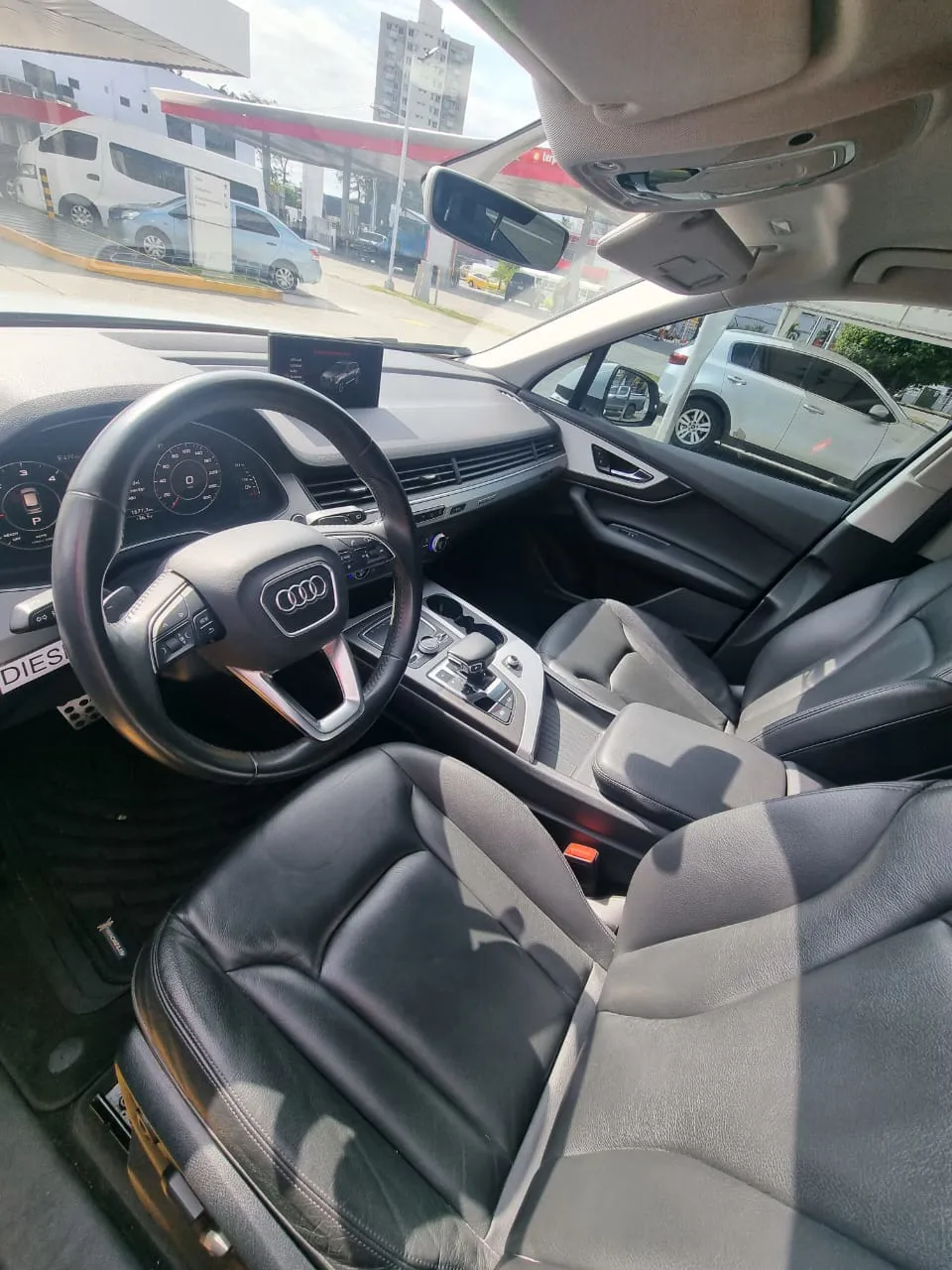 Preview imagenes del auto