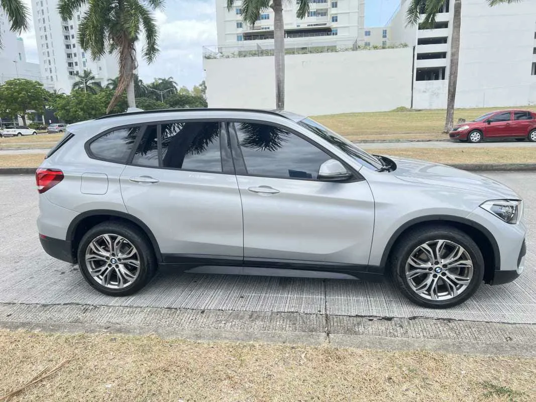 Preview imagenes del auto