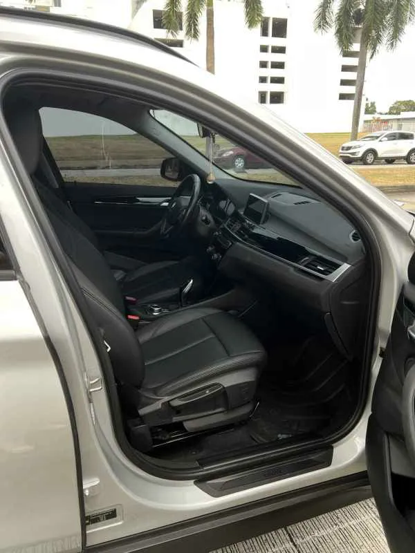 Preview imagenes del auto