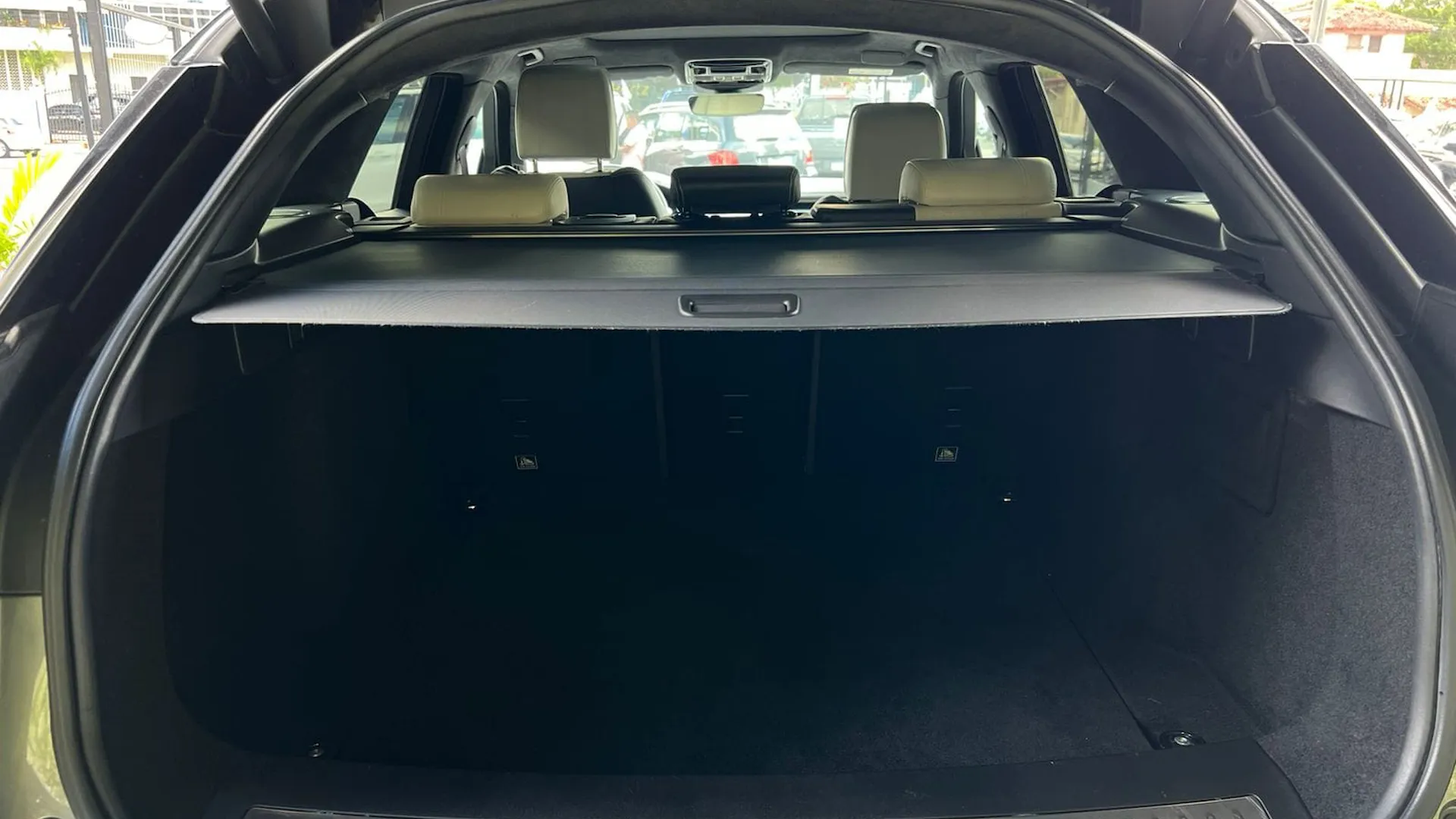 Preview imagenes del auto