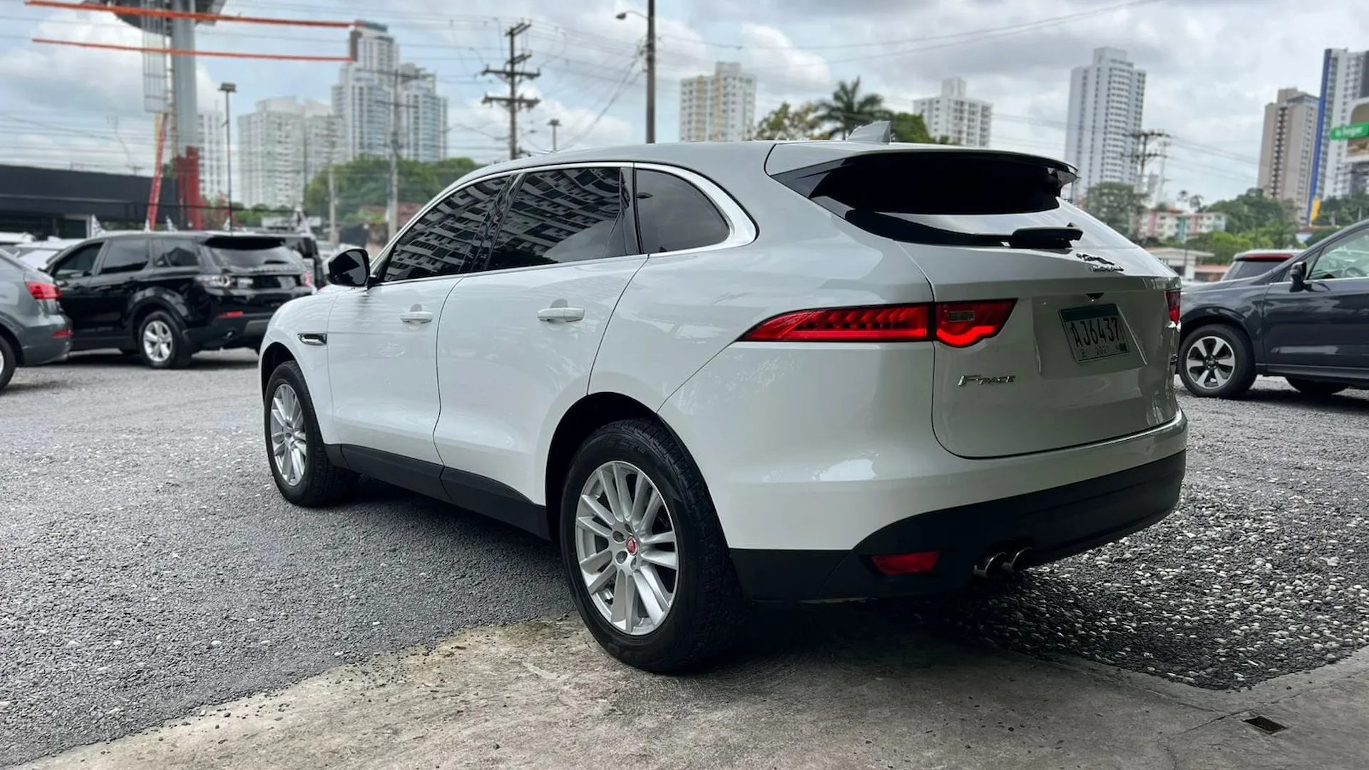 Preview imagenes del auto