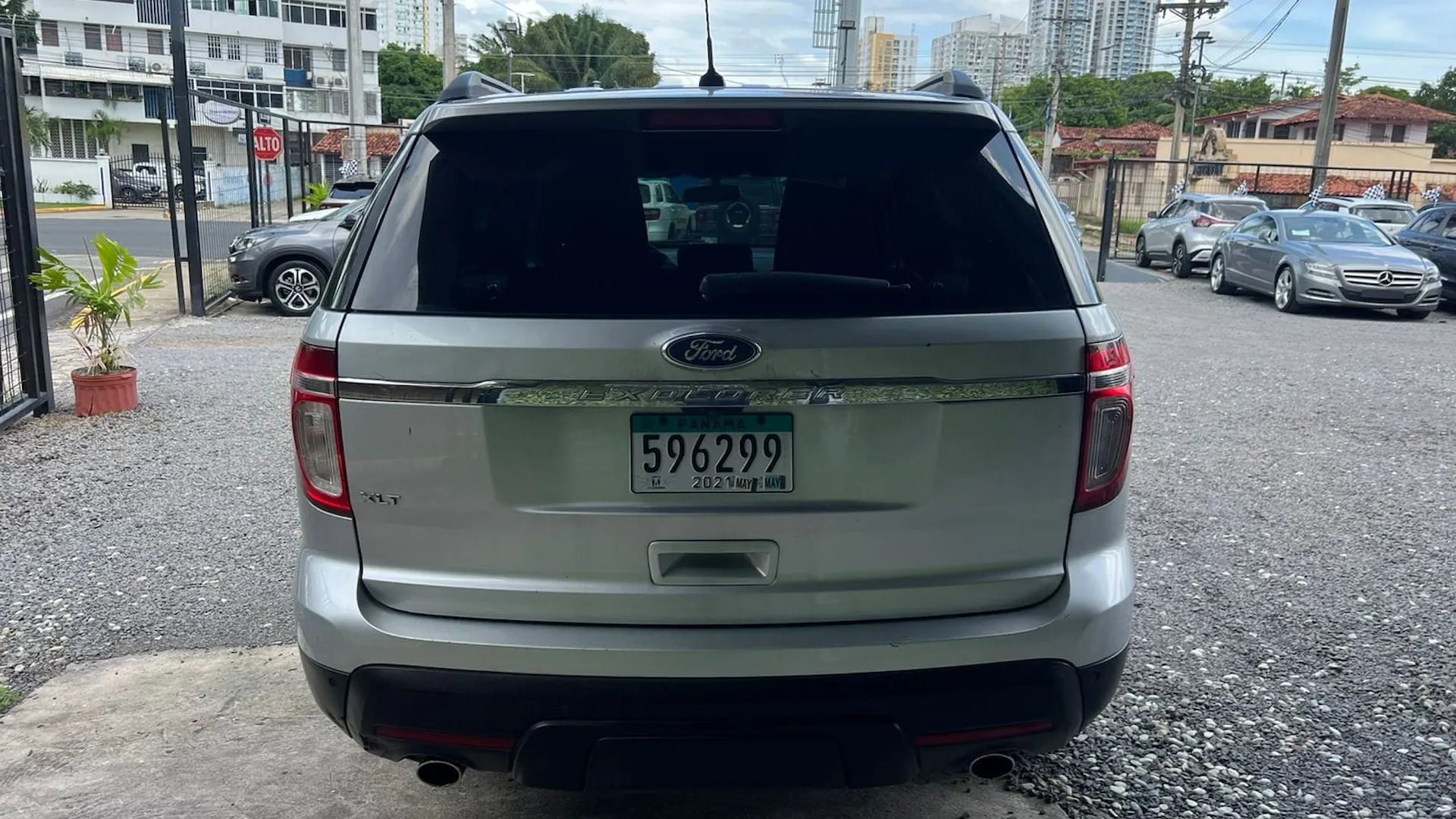 Preview imagenes del auto