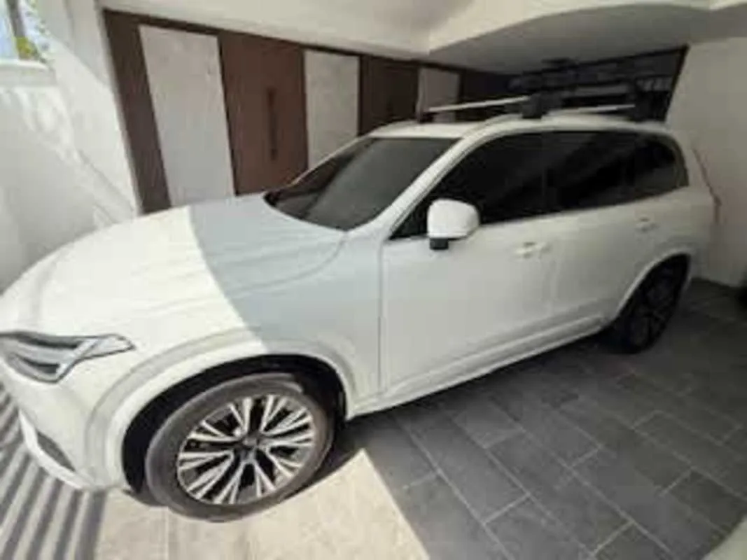 Preview imagenes del auto