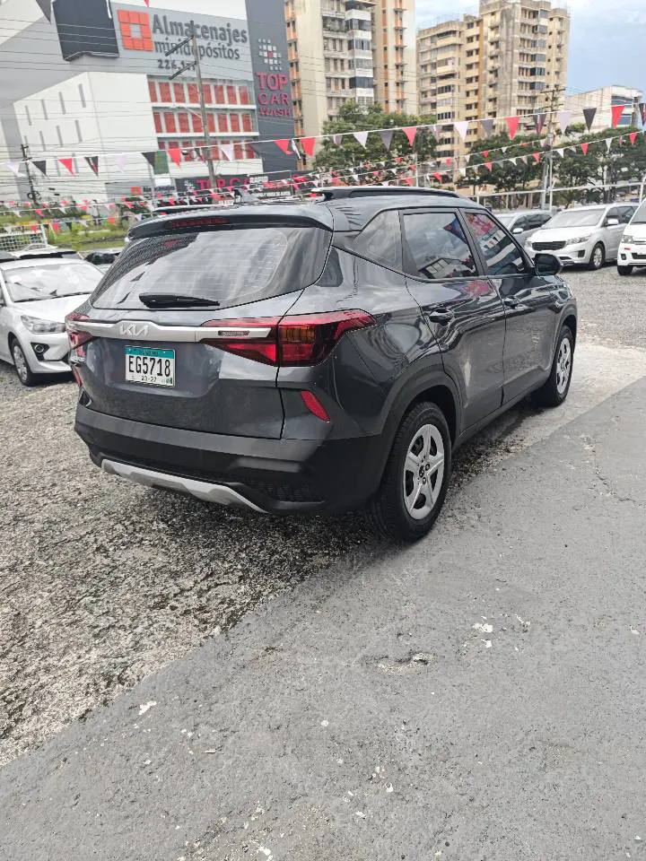 Preview imagenes del auto