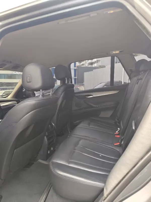 Preview imagenes del auto