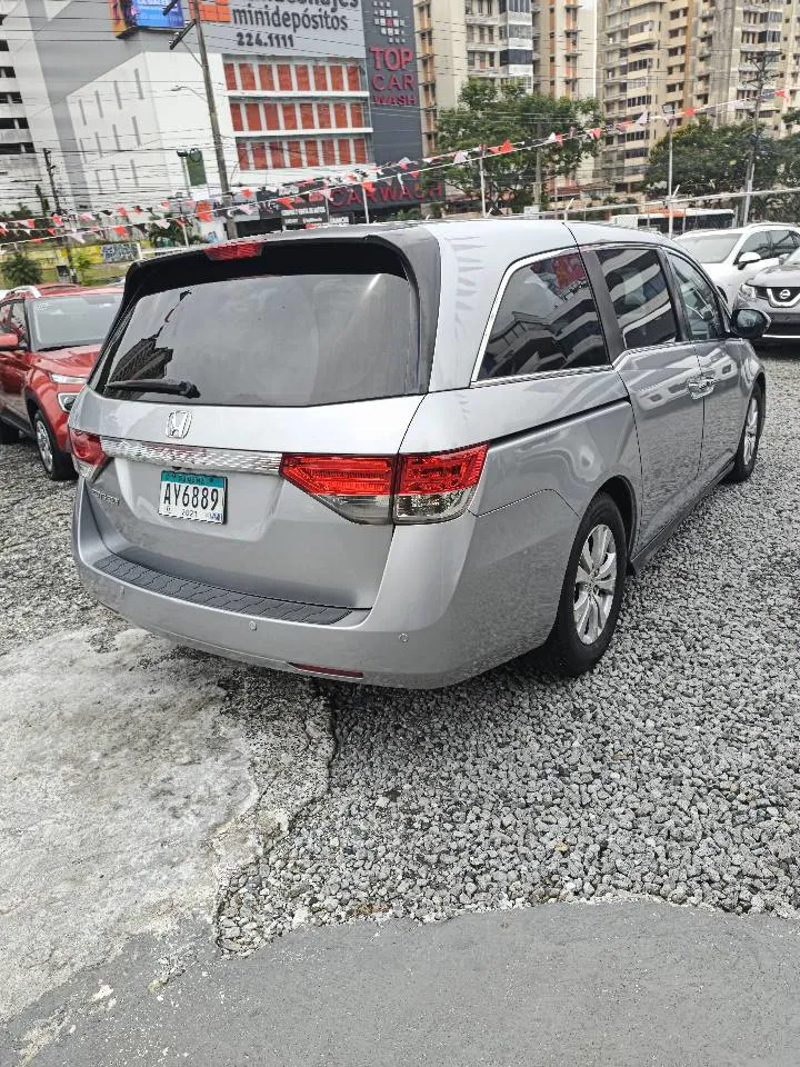 Preview imagenes del auto