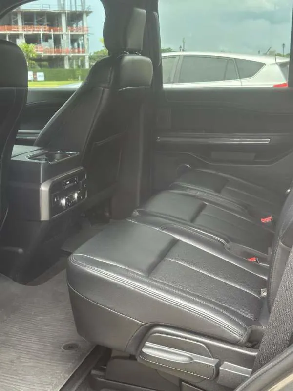 Preview imagenes del auto