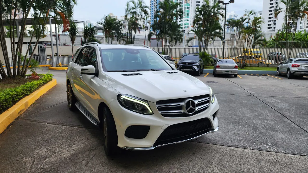 Preview imagenes del auto