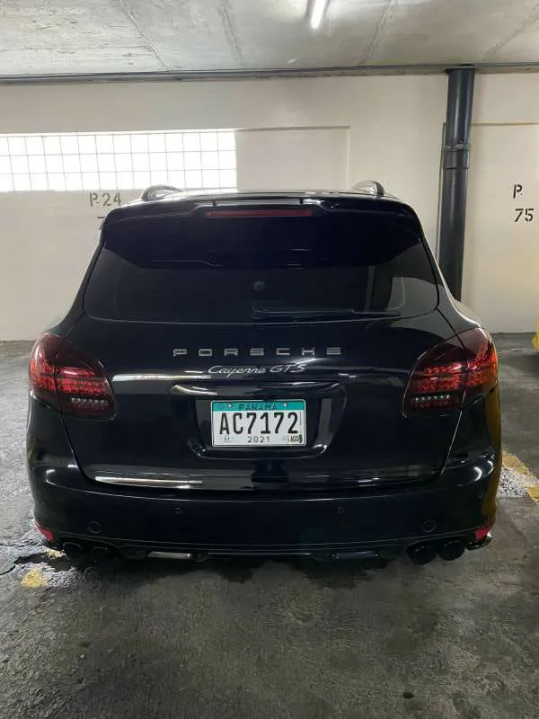 Preview imagenes del auto