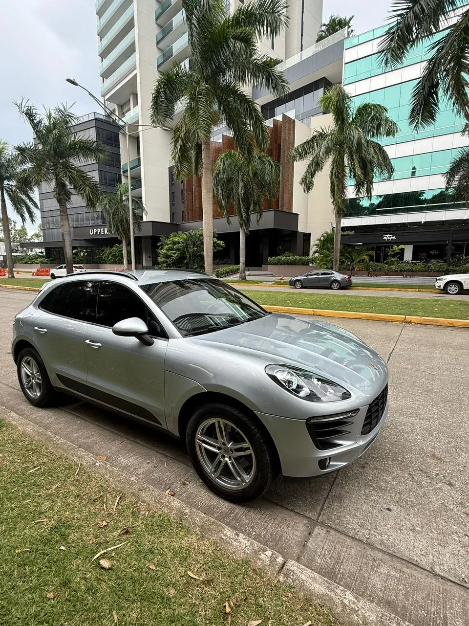 Preview imagenes del auto