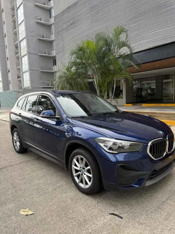 Preview imagenes del auto