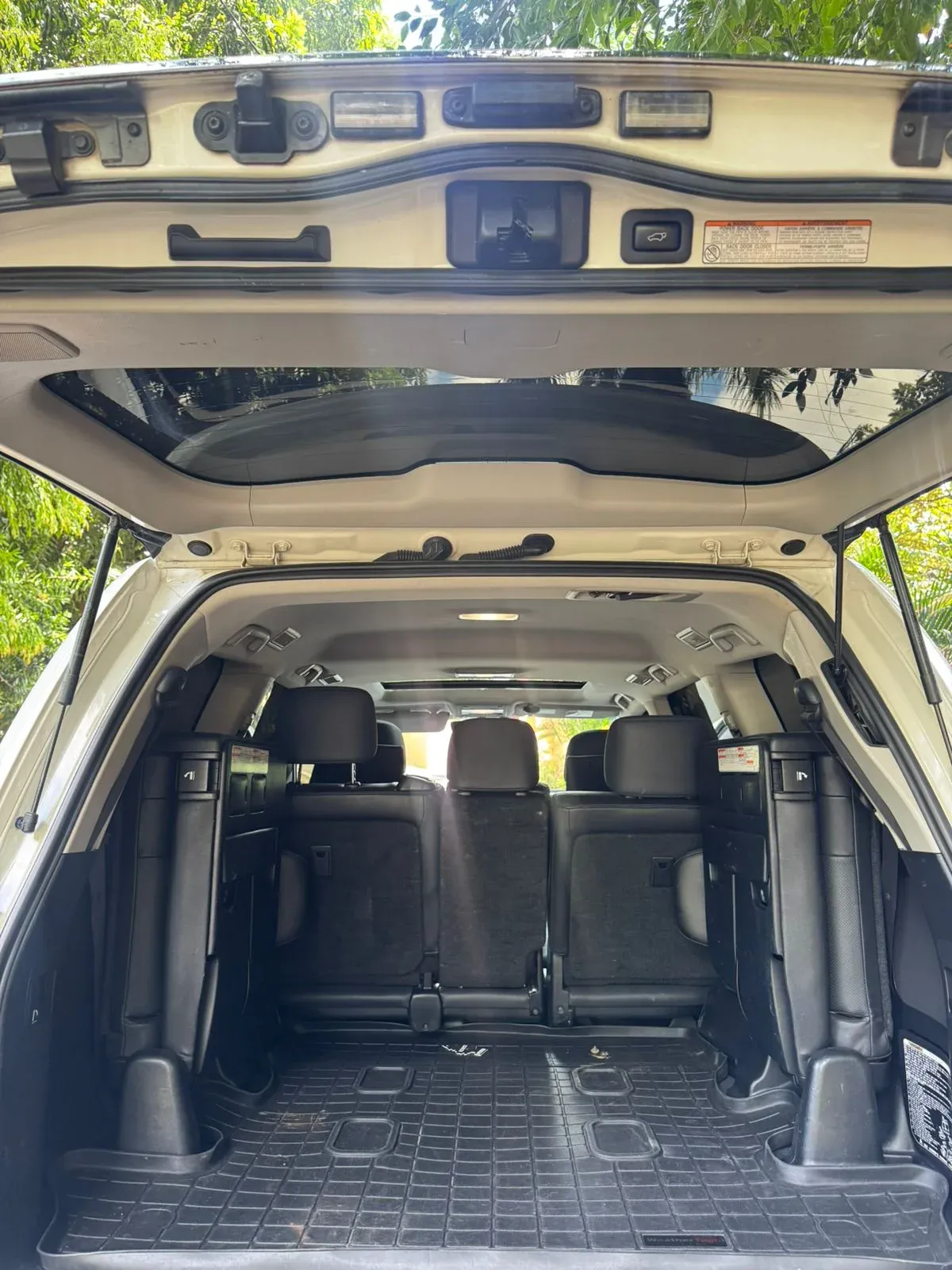 Preview imagenes del auto