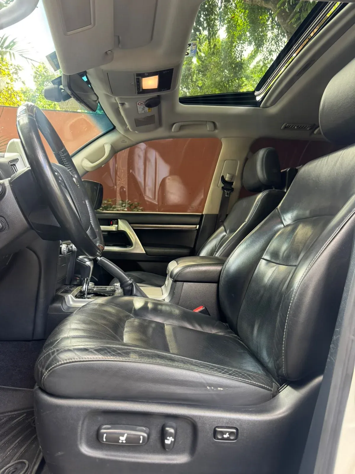 Preview imagenes del auto