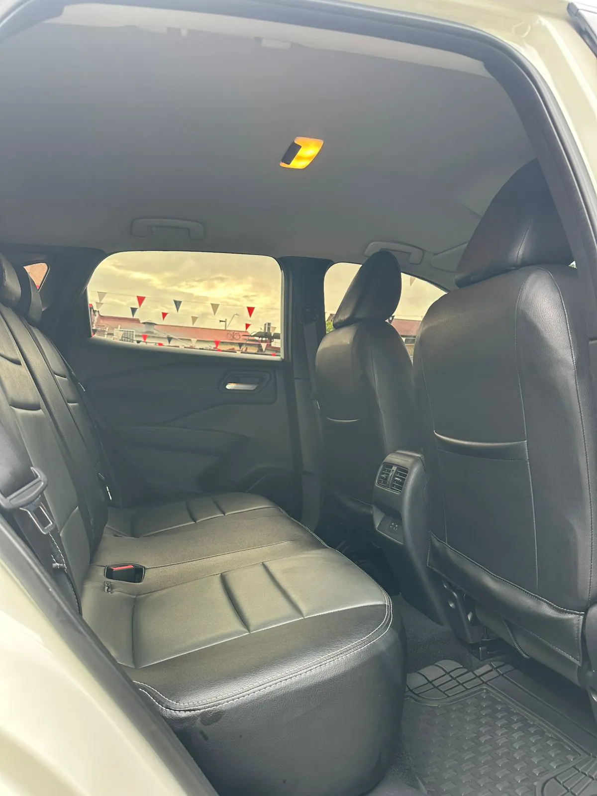 Preview imagenes del auto