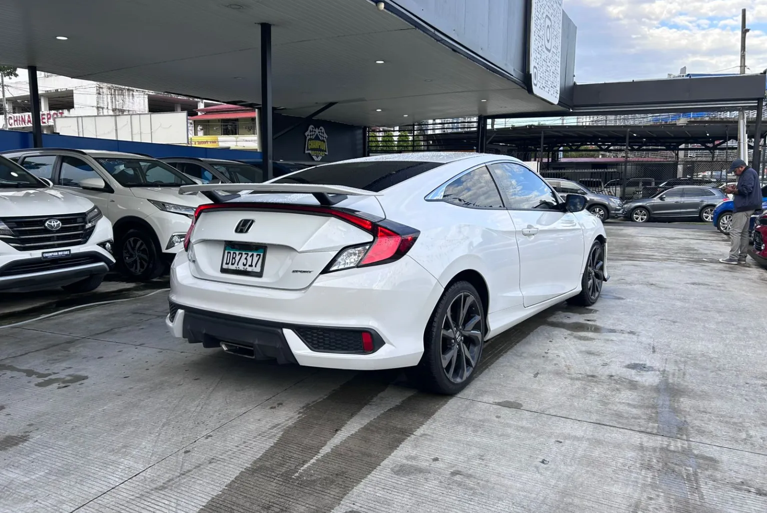 Preview imagenes del auto