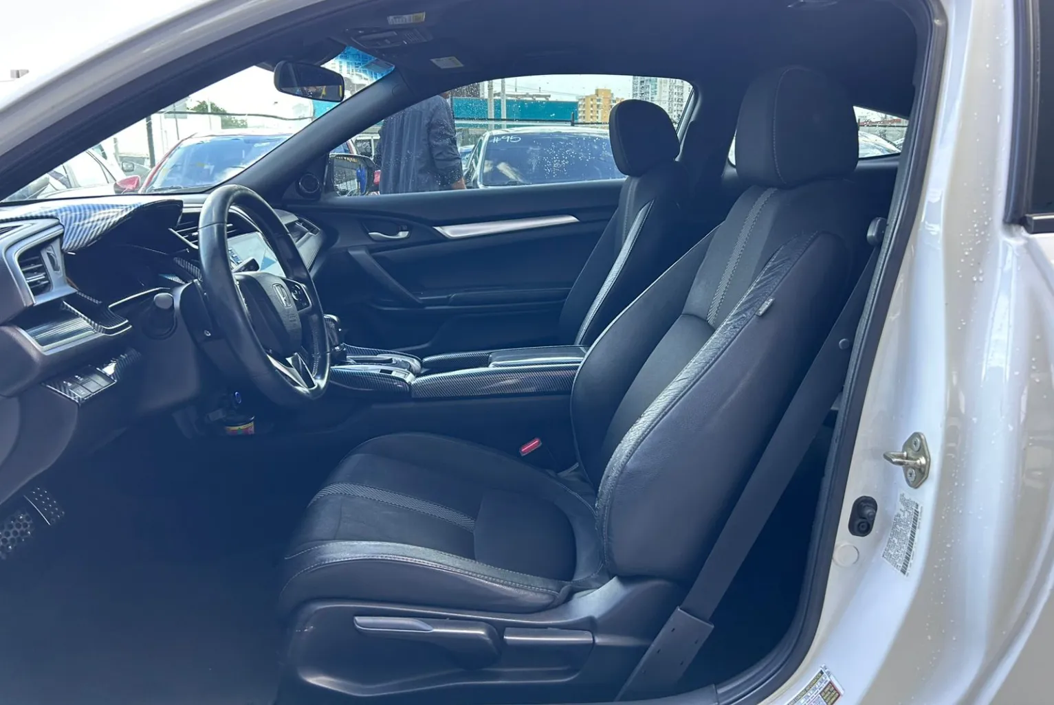 Preview imagenes del auto