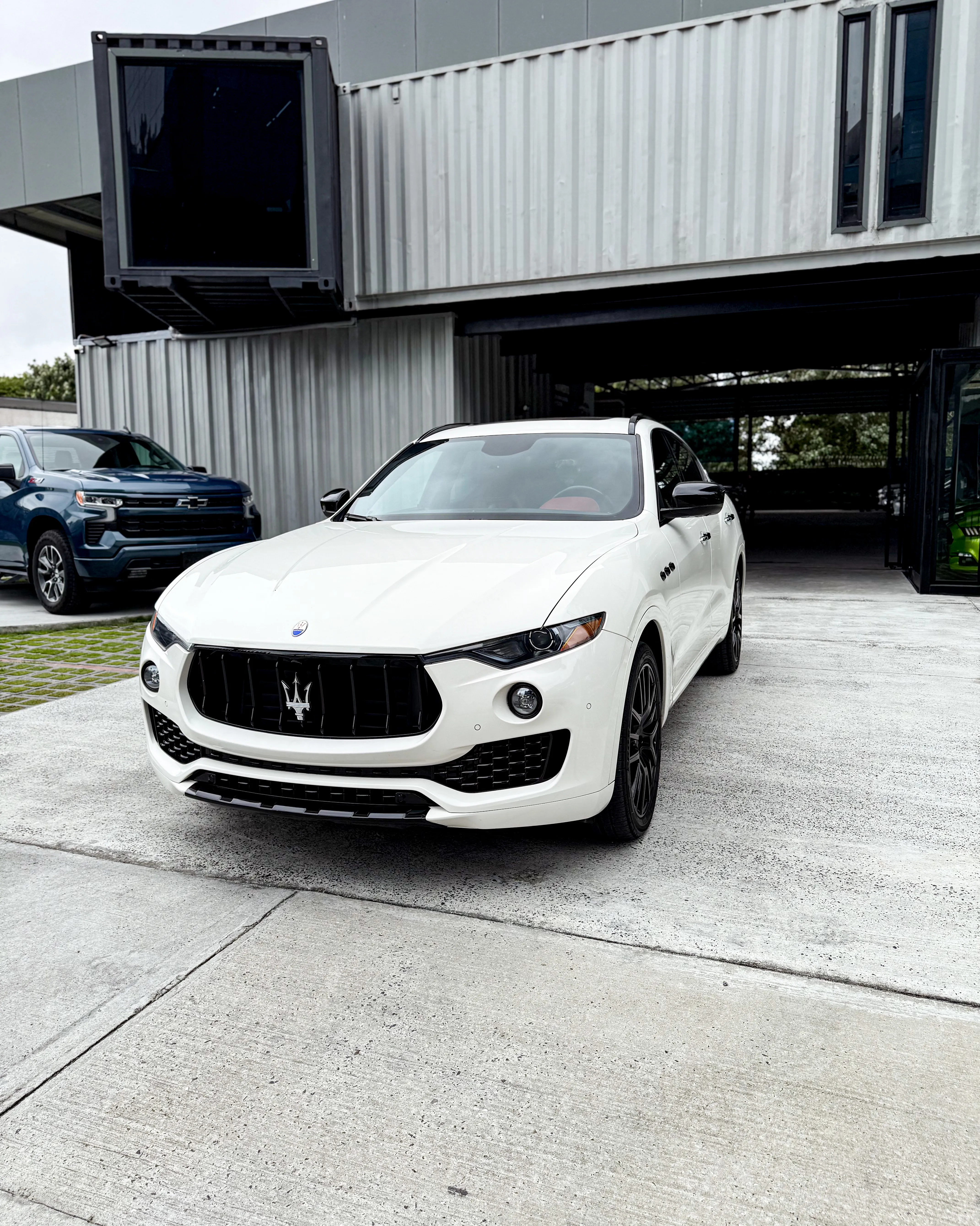 Preview imagenes del auto