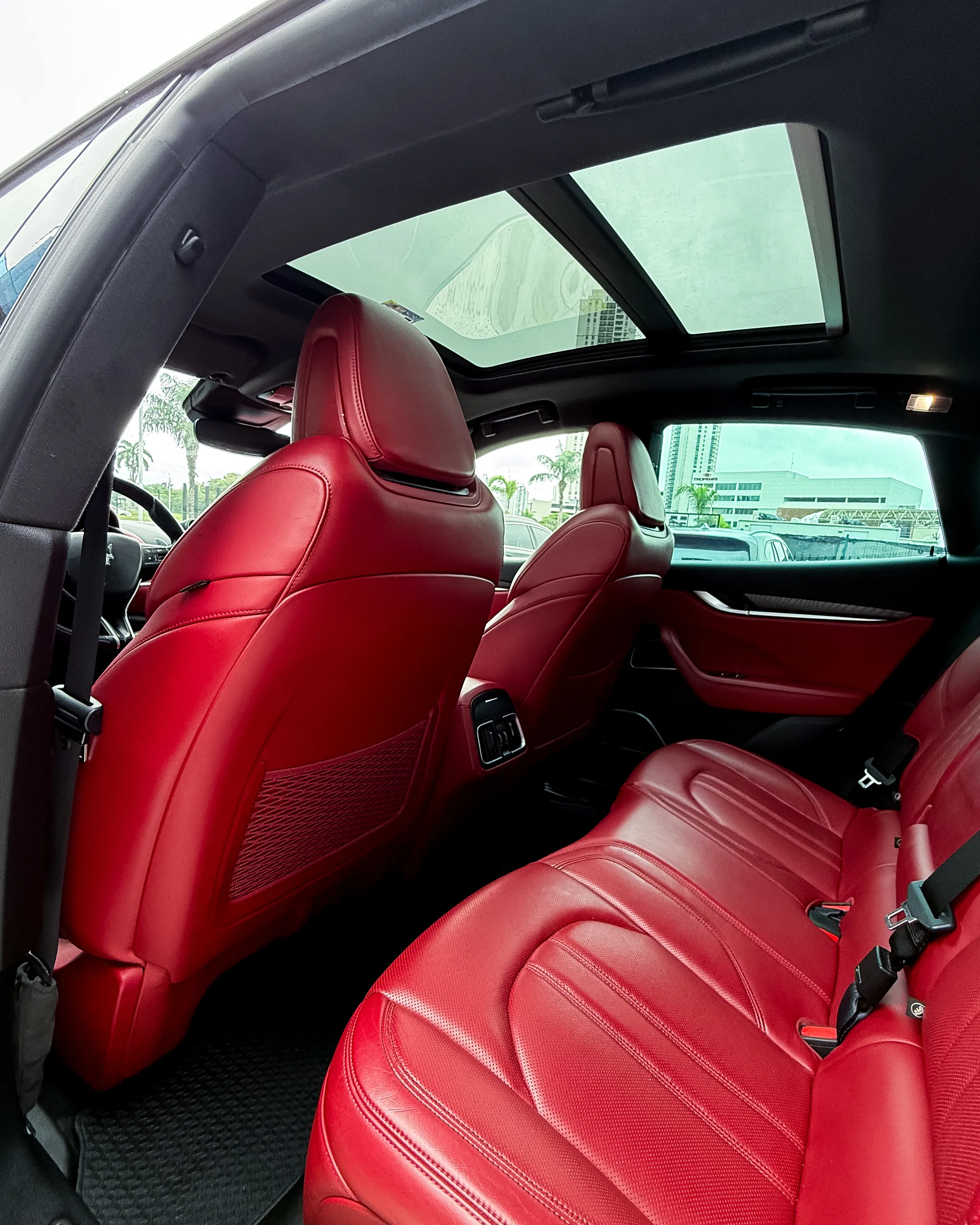 Preview imagenes del auto