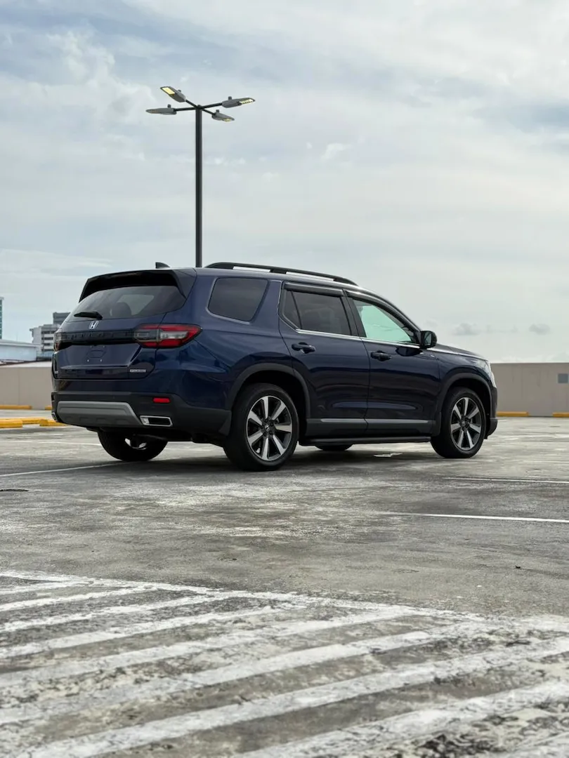 Preview imagenes del auto
