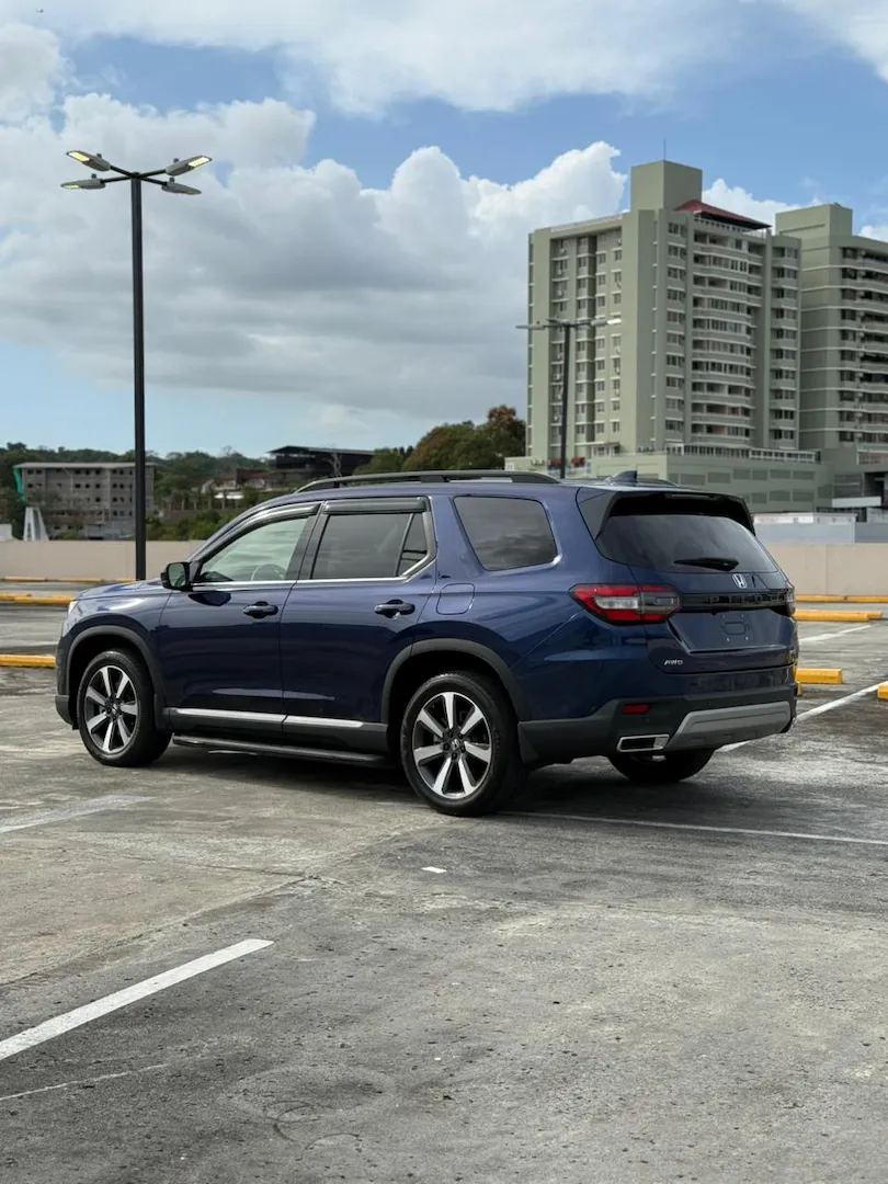 Preview imagenes del auto