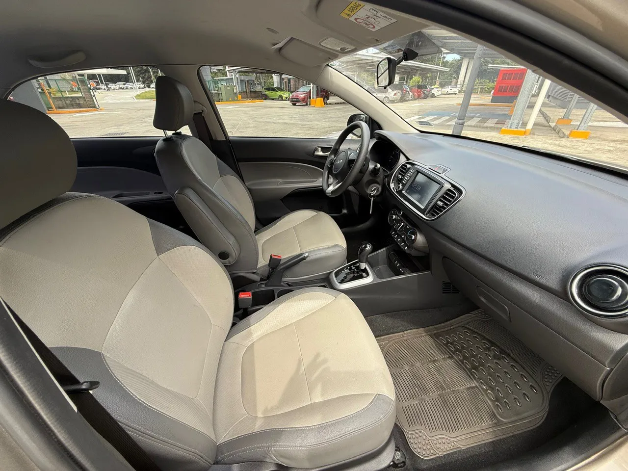 Preview imagenes del auto