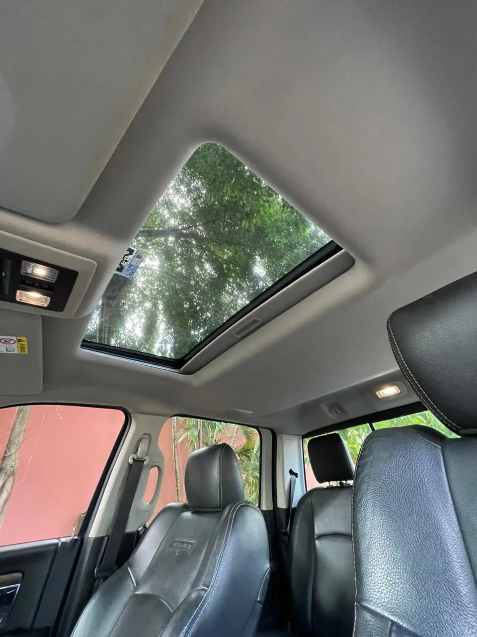 Preview imagenes del auto