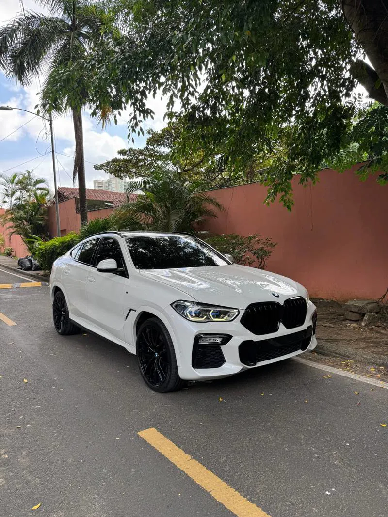 Preview imagenes del auto