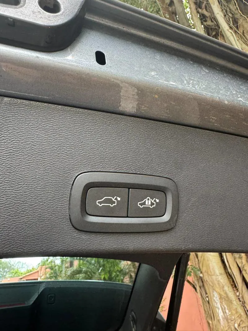 Preview imagenes del auto