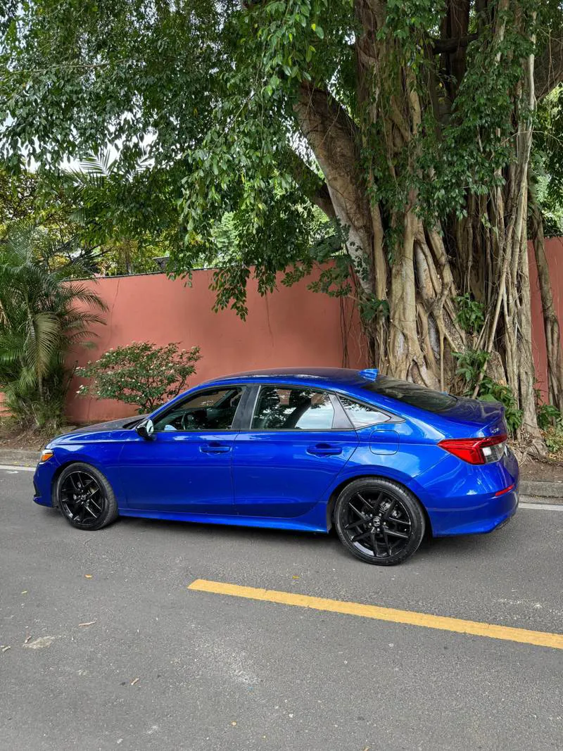 Preview imagenes del auto