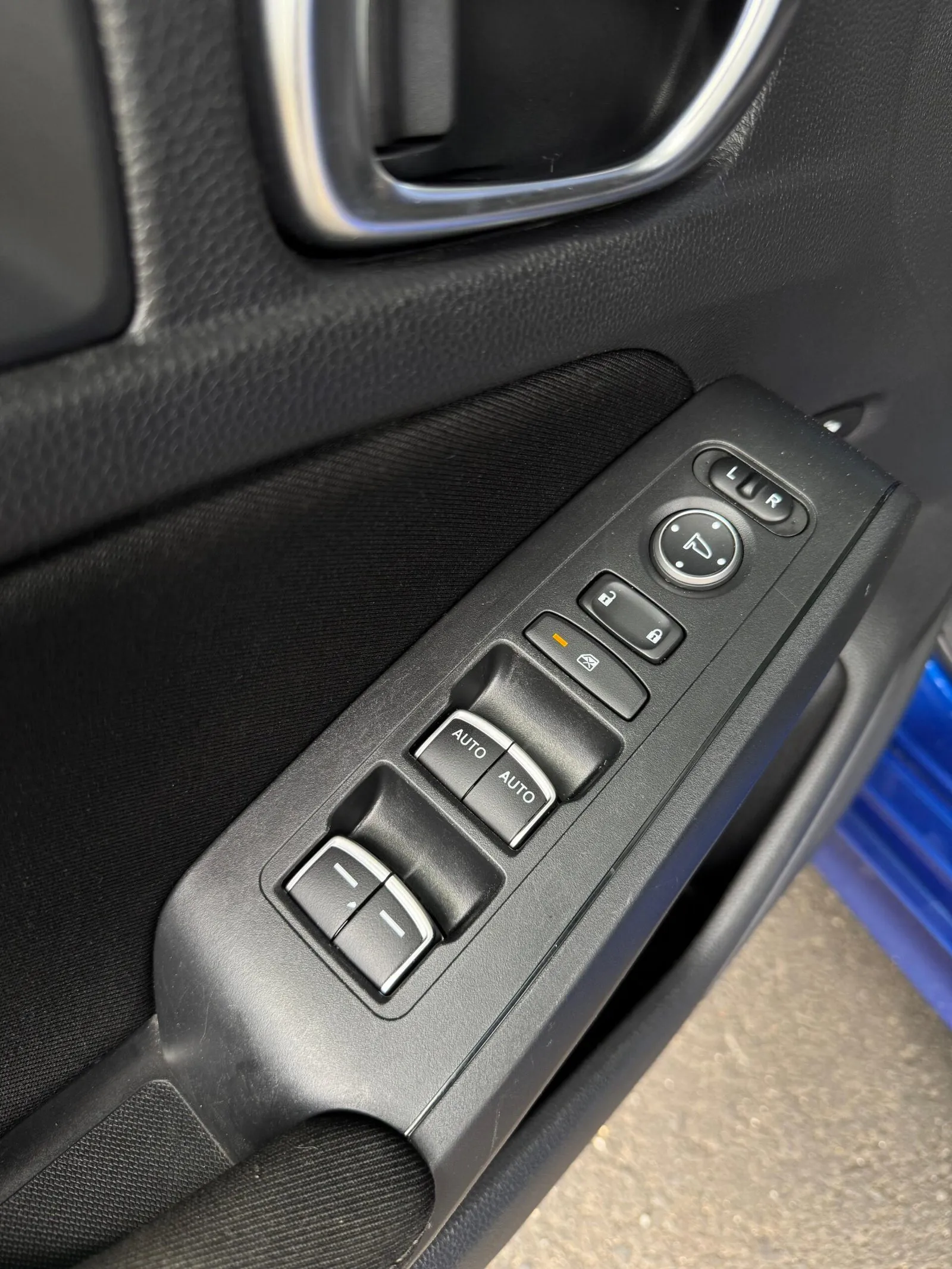 Preview imagenes del auto