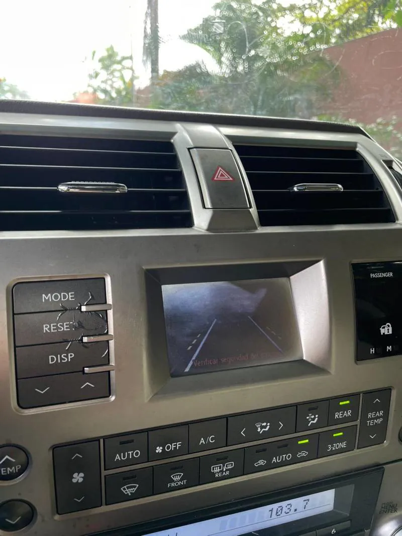 Preview imagenes del auto